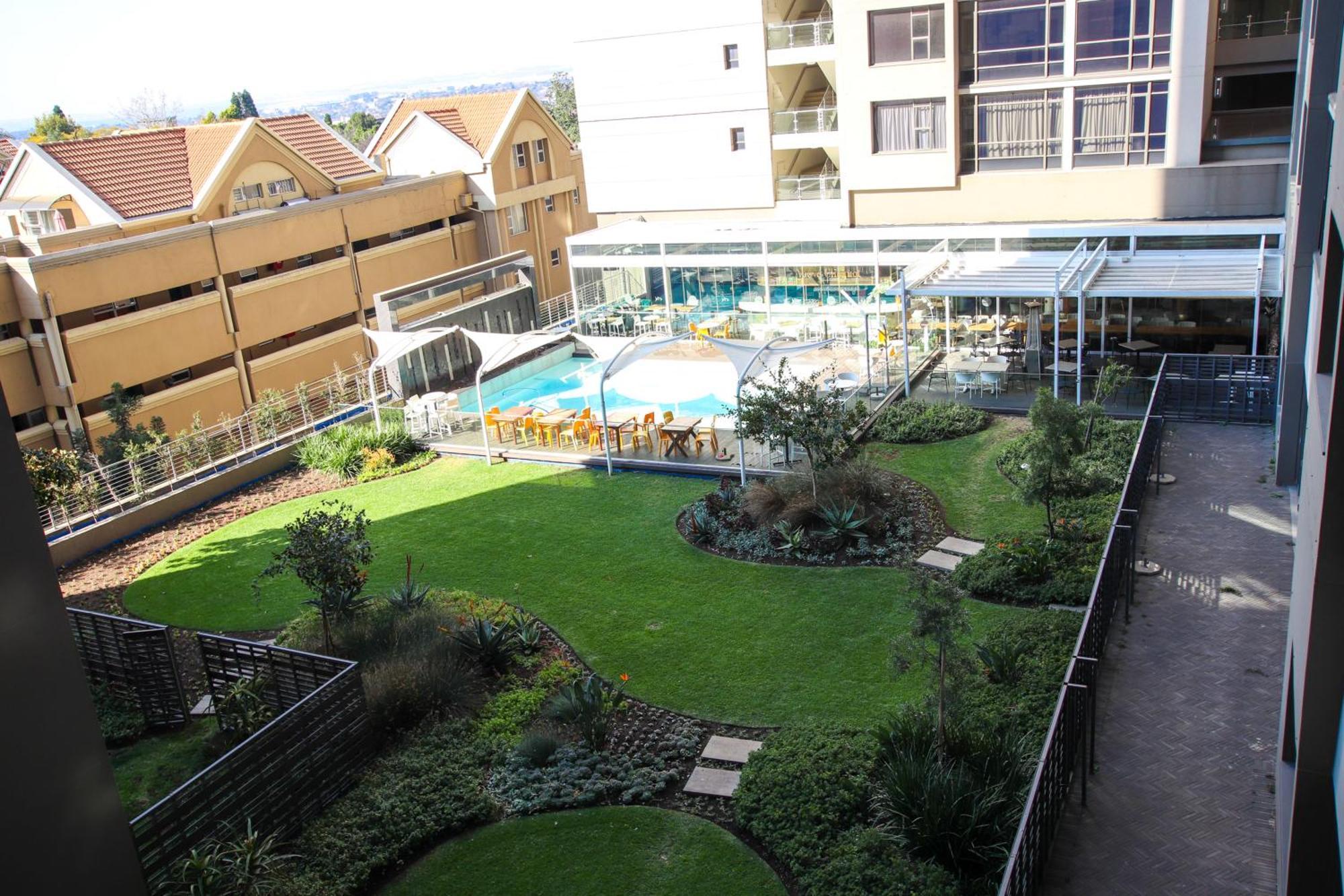 Cgrsa Apartments Sandton Johannesburg Eksteriør billede
